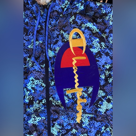 Champion windbreaker - Picture 2 of 2